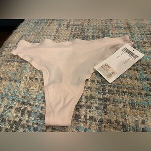 NWT Chantelle Soft Stretch Thong Rose